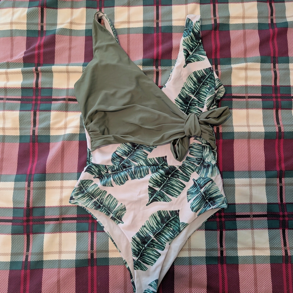 Leaf Print Padded One-Piece Swimsuit - Size Medium